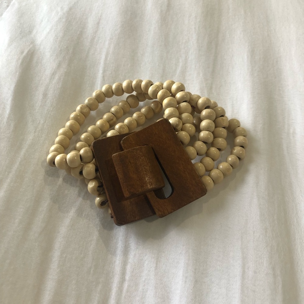 Beige Beaded Bracelet with Wooden Clasp